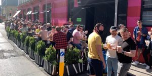 peatonalización,Dublín,al aire libre,comer y beber al aire libre,ISI,Capel Street,Parliament Street